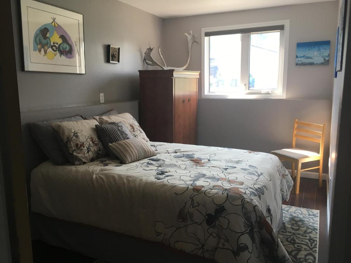 Polar Nights Bed and Breakfast Yellowknife Buitenkant foto